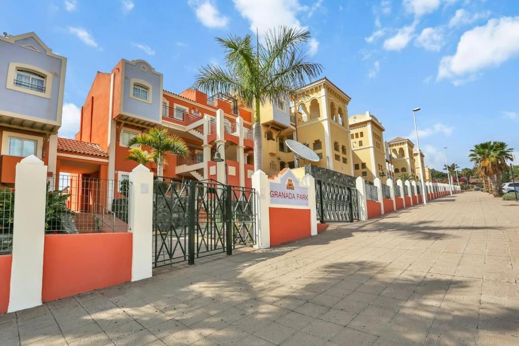 Вілла Luxury House Granada Park Арона Екстер'єр фото